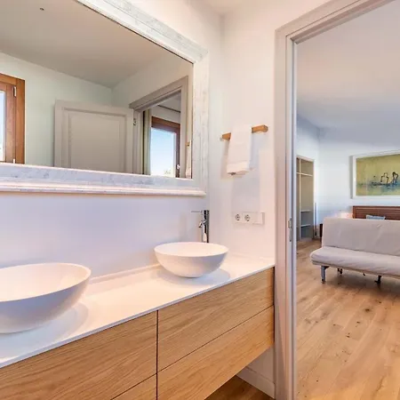 Modern Beachfront House Located Directly In Front Of Private Pool Mar I Pins Mallorca *