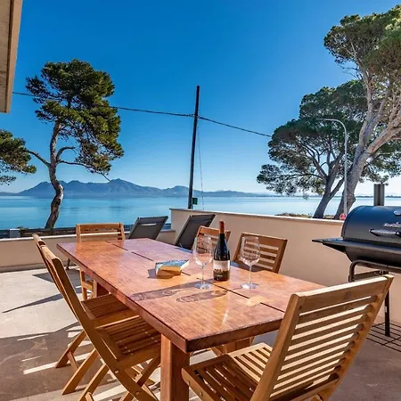 Modern Beachfront House Located Directly In Front Of Private Pool Mar I Pins Mallorca Villa